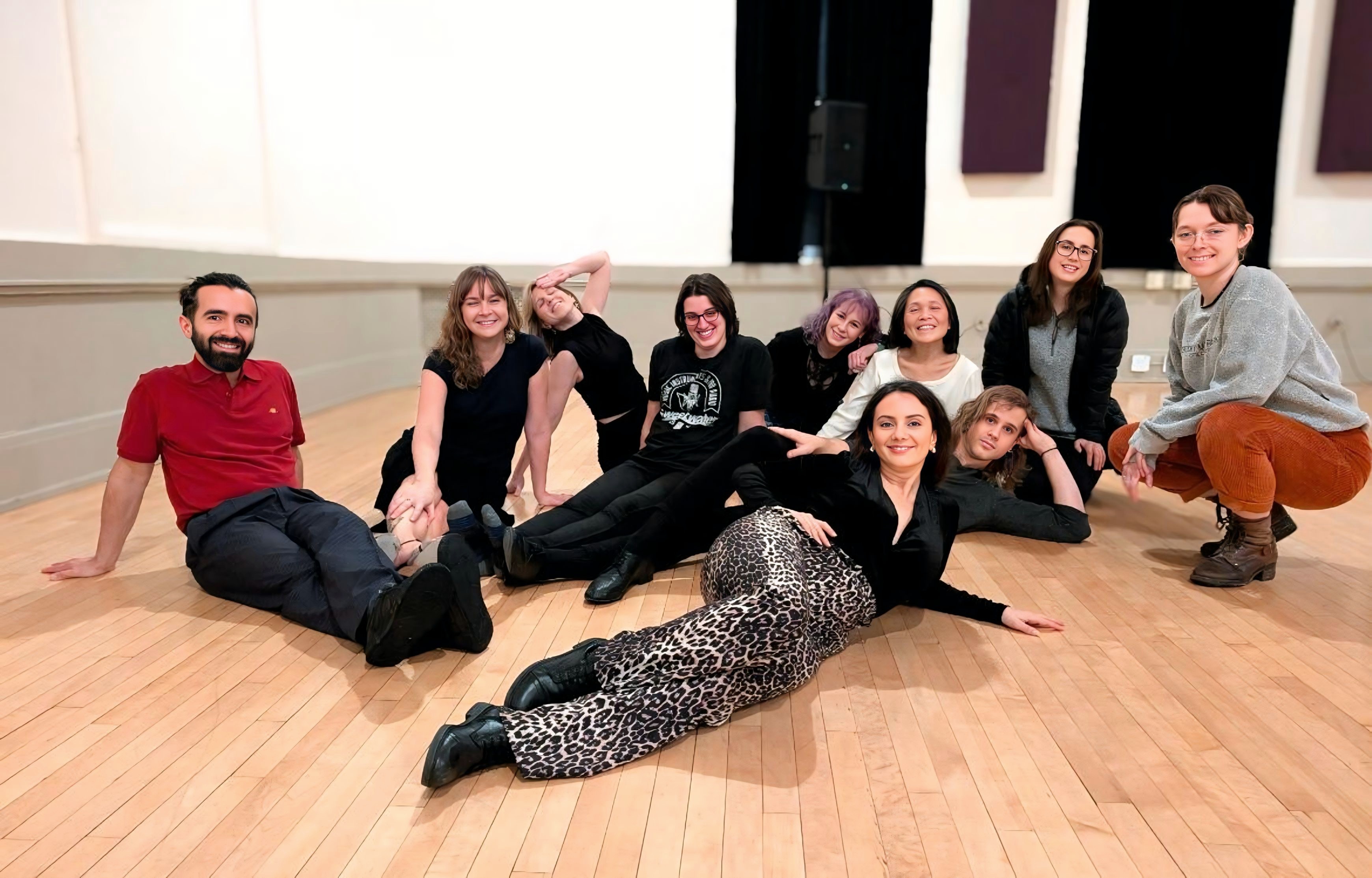 Dilara teaching in a different studio environment